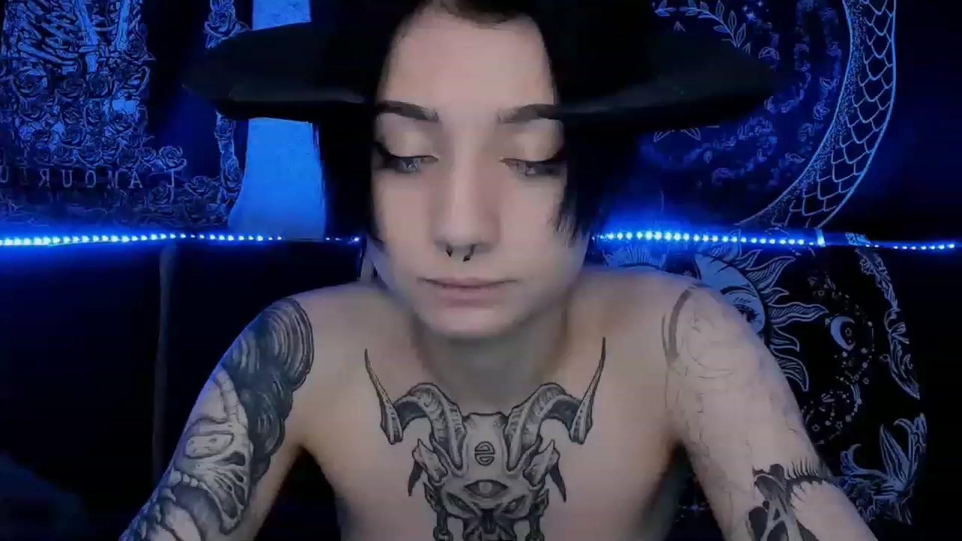 Gallery image thumbnail from Nikki_Carter's myfreecams stream on, 07/03/2023, 06:40 image 12 of 20