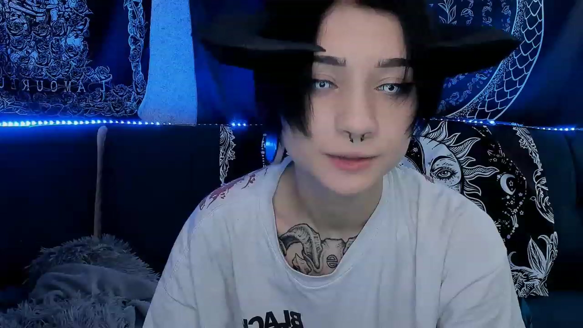 Gallery image thumbnail from Nikki_Carter's myfreecams stream on, 07/03/2023, 09:07 image 12 of 20
