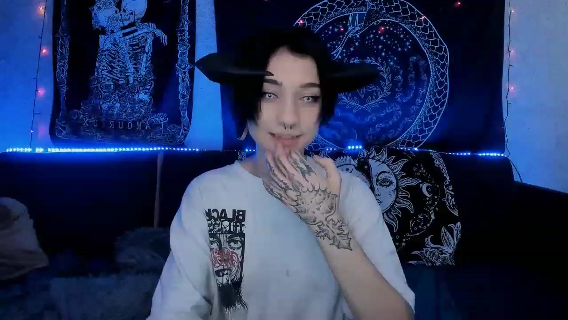 Gallery image thumbnail from Nikki_Carter's myfreecams stream on, 07/03/2023, 09:07 image 3 of 20