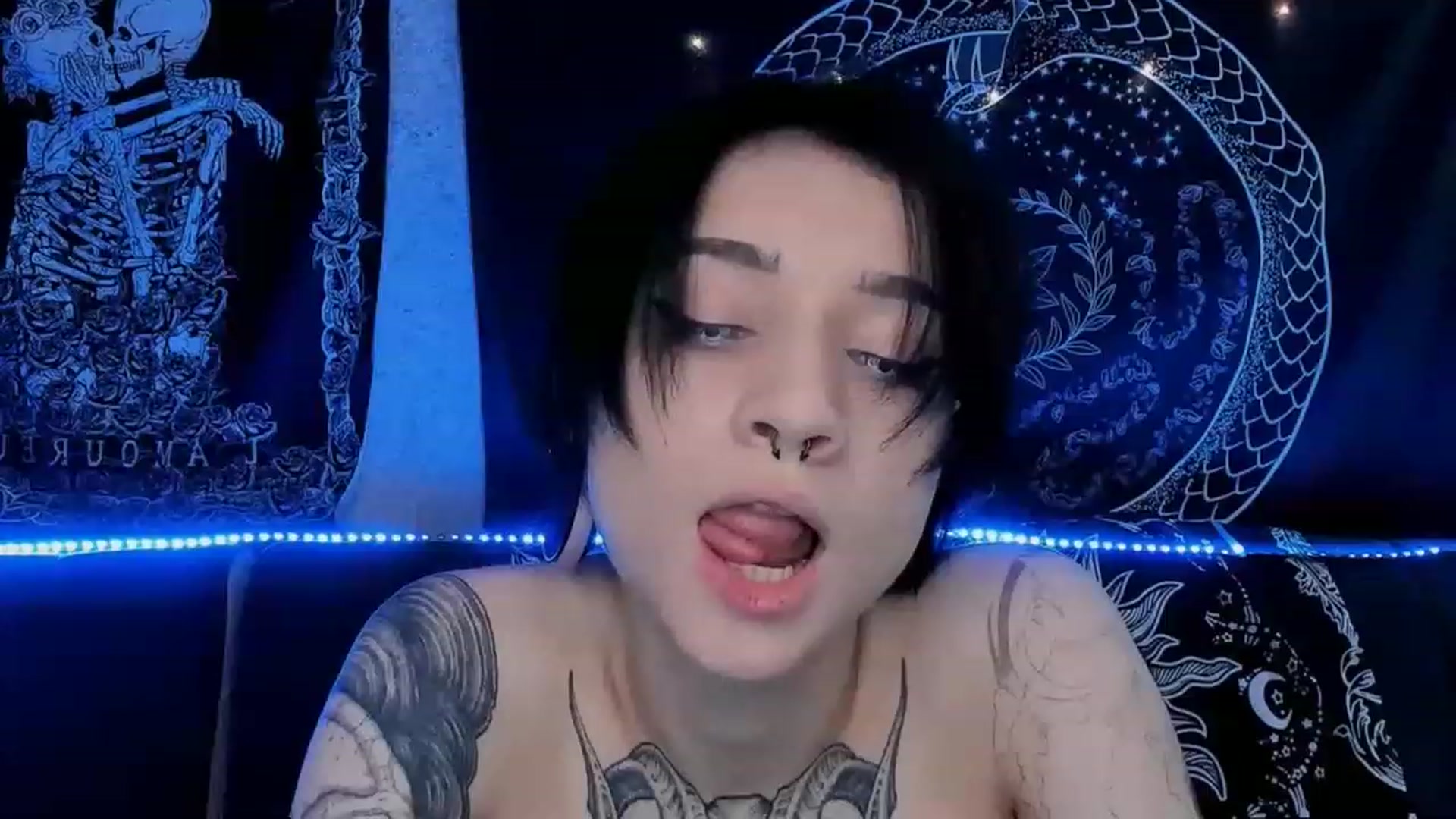 Gallery image thumbnail from Nikki_Carter's myfreecams stream on, 07/03/2023, 09:07 image 18 of 20