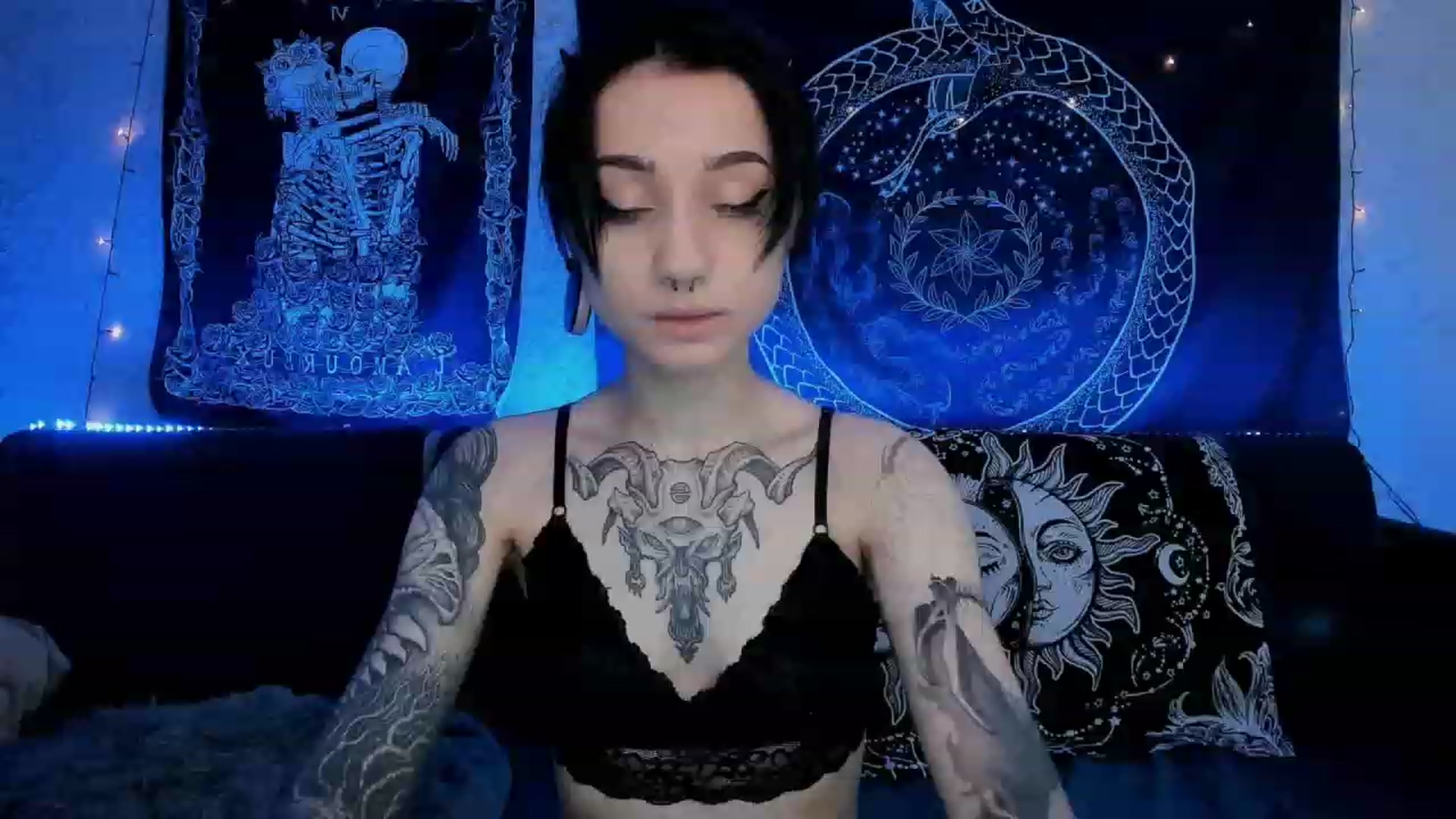 Gallery image thumbnail from Nikki_Carter's myfreecams stream on, 07/06/2023, 05:52 image 10 of 20