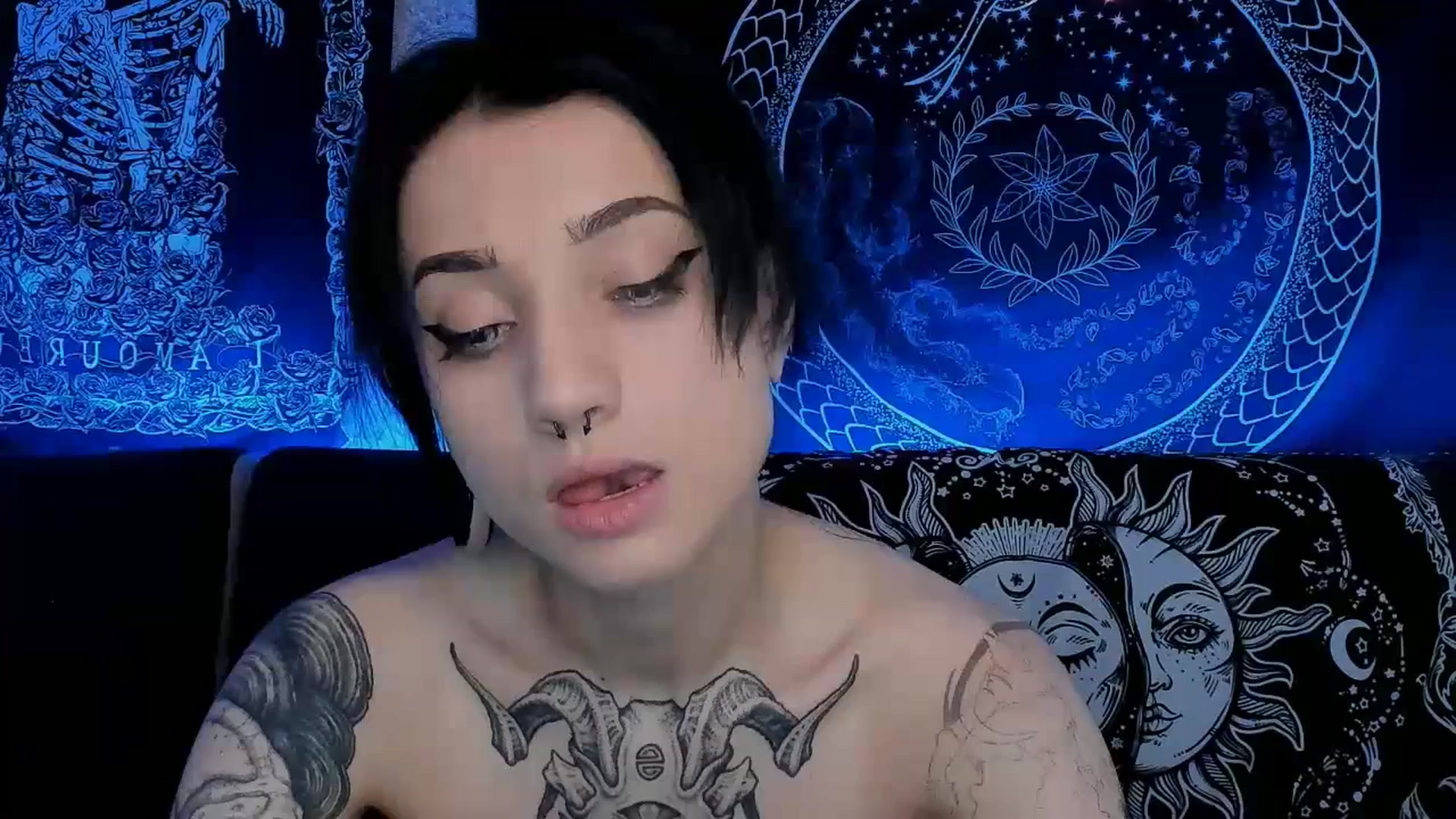 Gallery image thumbnail from Nikki_Carter's myfreecams stream on, 07/06/2023, 06:41 image 10 of 20