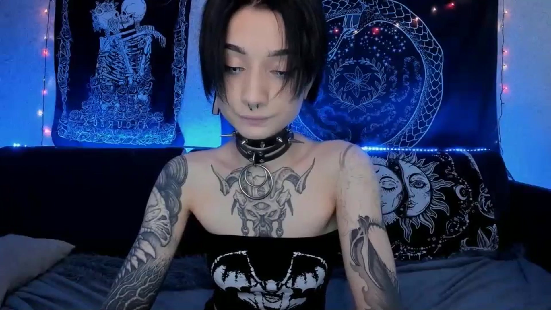 Gallery image thumbnail from Nikki_Carter's myfreecams stream on, 07/17/2023, 05:46 image 2 of 20