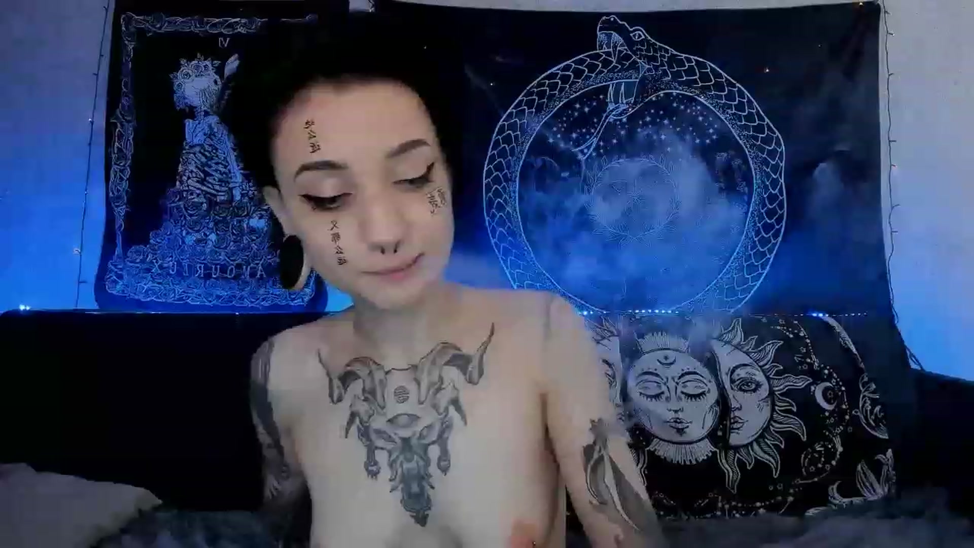 Gallery image thumbnail from Nikki_Carter's myfreecams stream on, 07/18/2023, 08:12 image 16 of 20