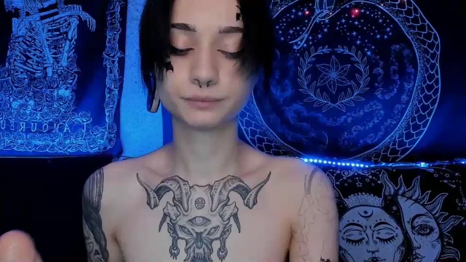 Gallery image thumbnail from Nikki_Carter's myfreecams stream on, 07/19/2023, 07:43 image 16 of 20