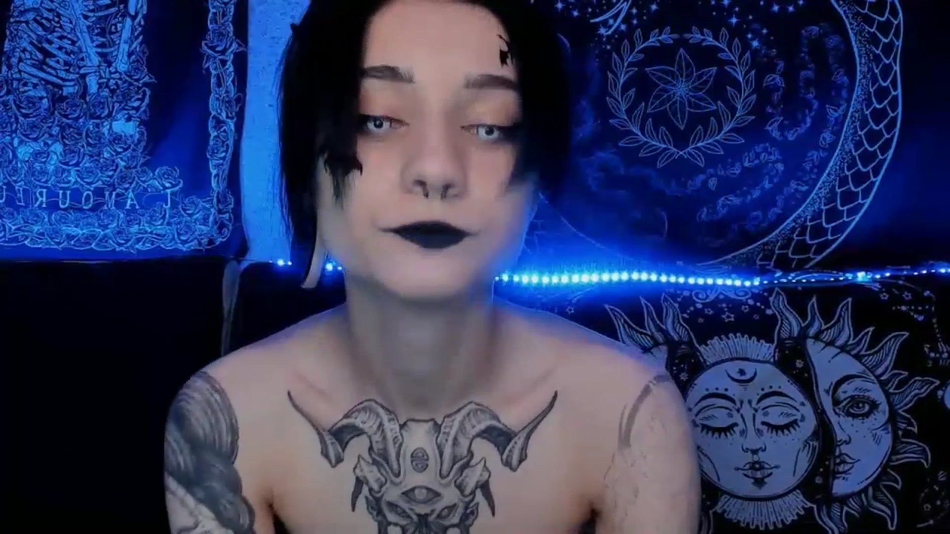 Gallery image thumbnail from Nikki_Carter's myfreecams stream on, 07/19/2023, 08:08 image 10 of 20