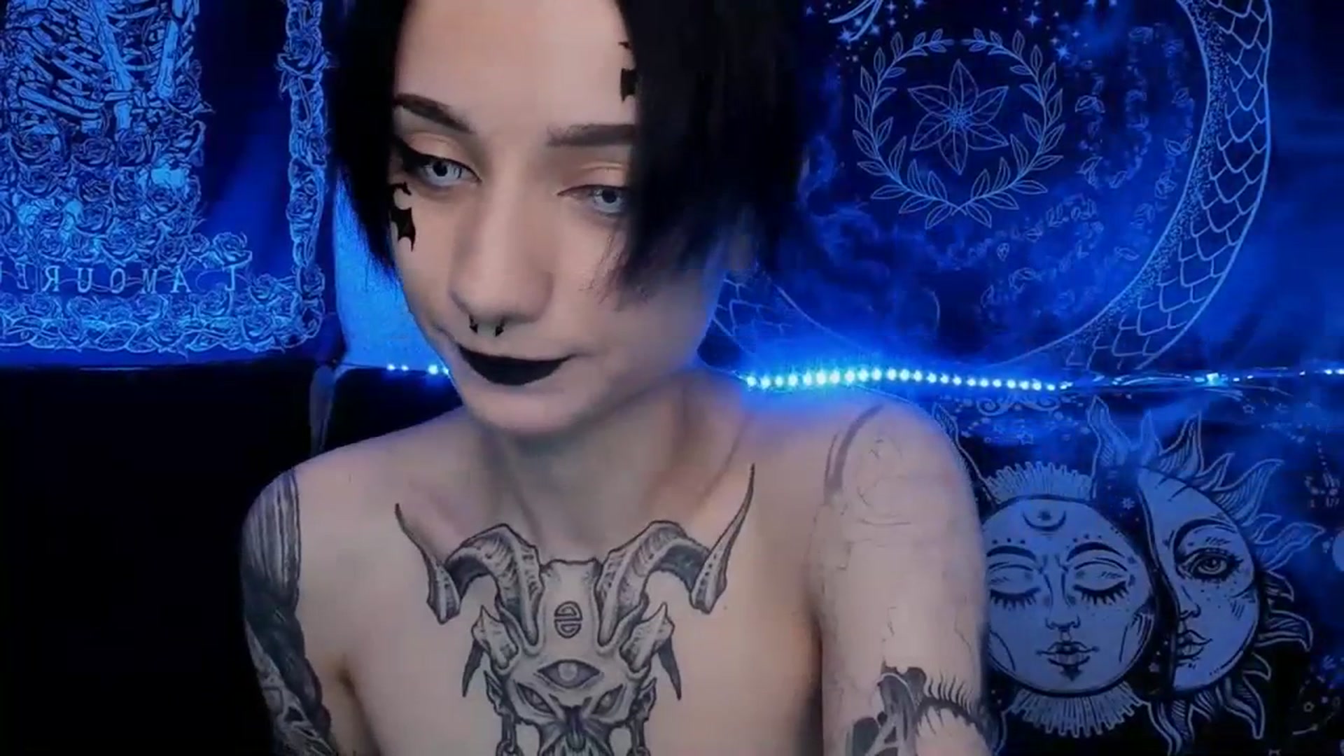 Gallery image thumbnail from Nikki_Carter's myfreecams stream on, 07/19/2023, 08:08 image 6 of 20