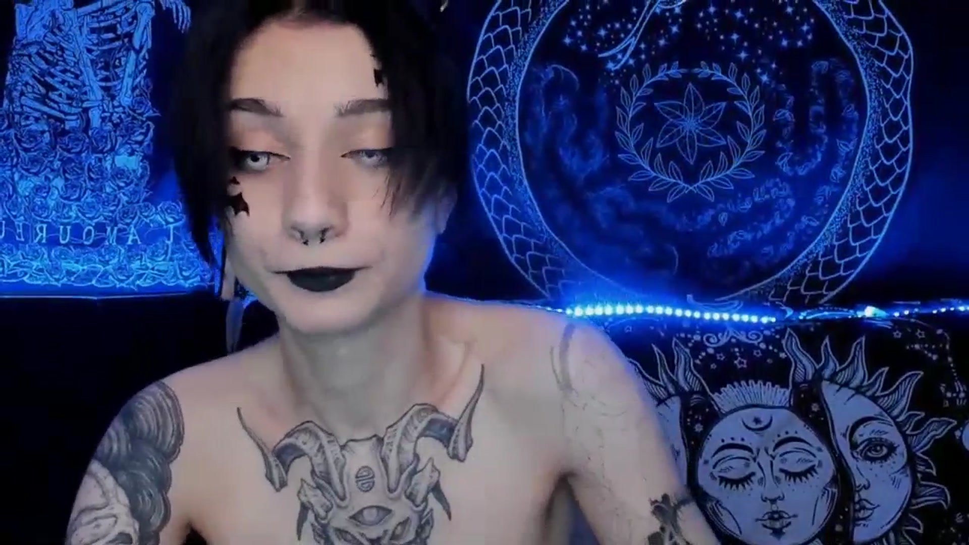 Gallery image thumbnail from Nikki_Carter's myfreecams stream on, 07/19/2023, 09:04 image 19 of 20