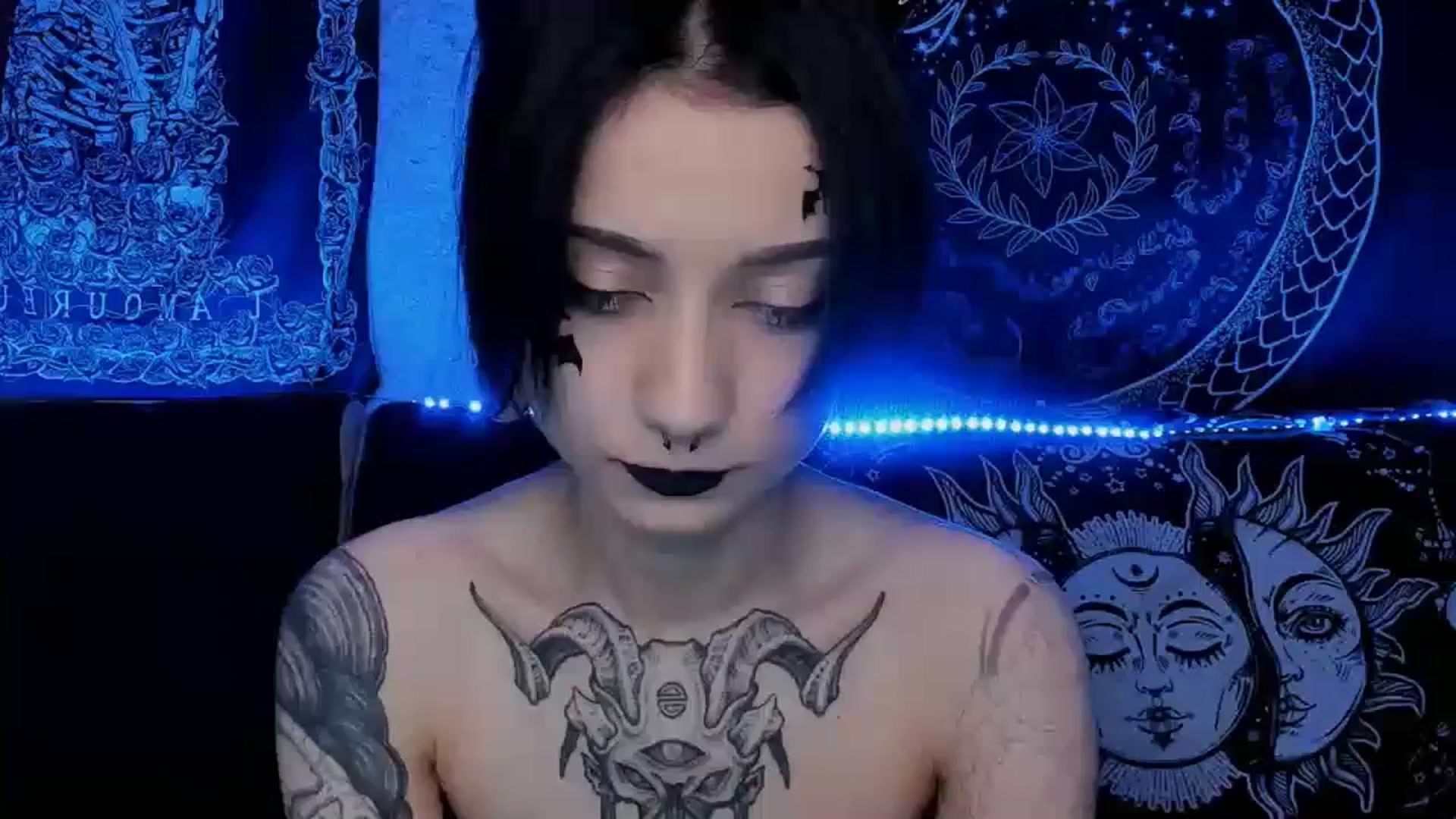 Gallery image thumbnail from Nikki_Carter's myfreecams stream on, 07/19/2023, 09:04 image 1 of 20