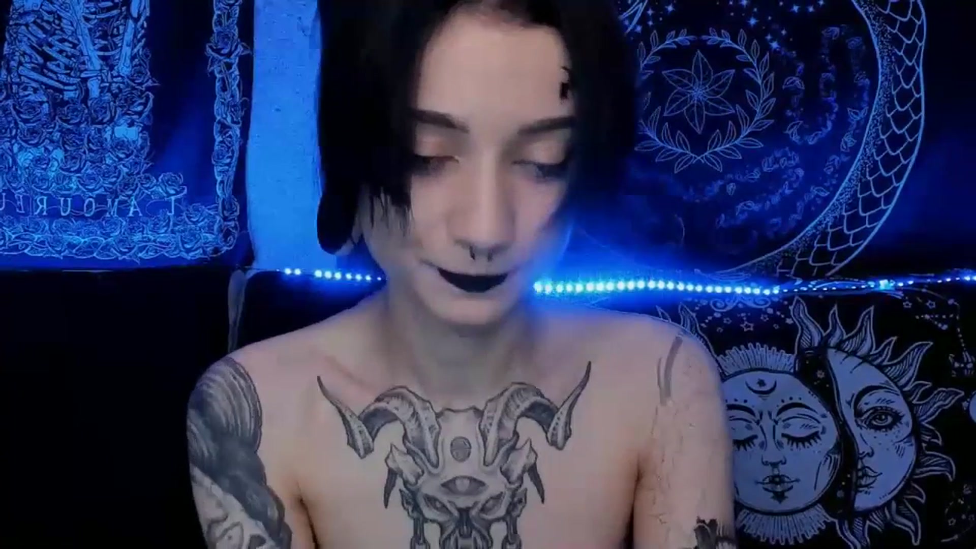 Gallery image thumbnail from Nikki_Carter's myfreecams stream on, 07/19/2023, 09:04 image 2 of 20
