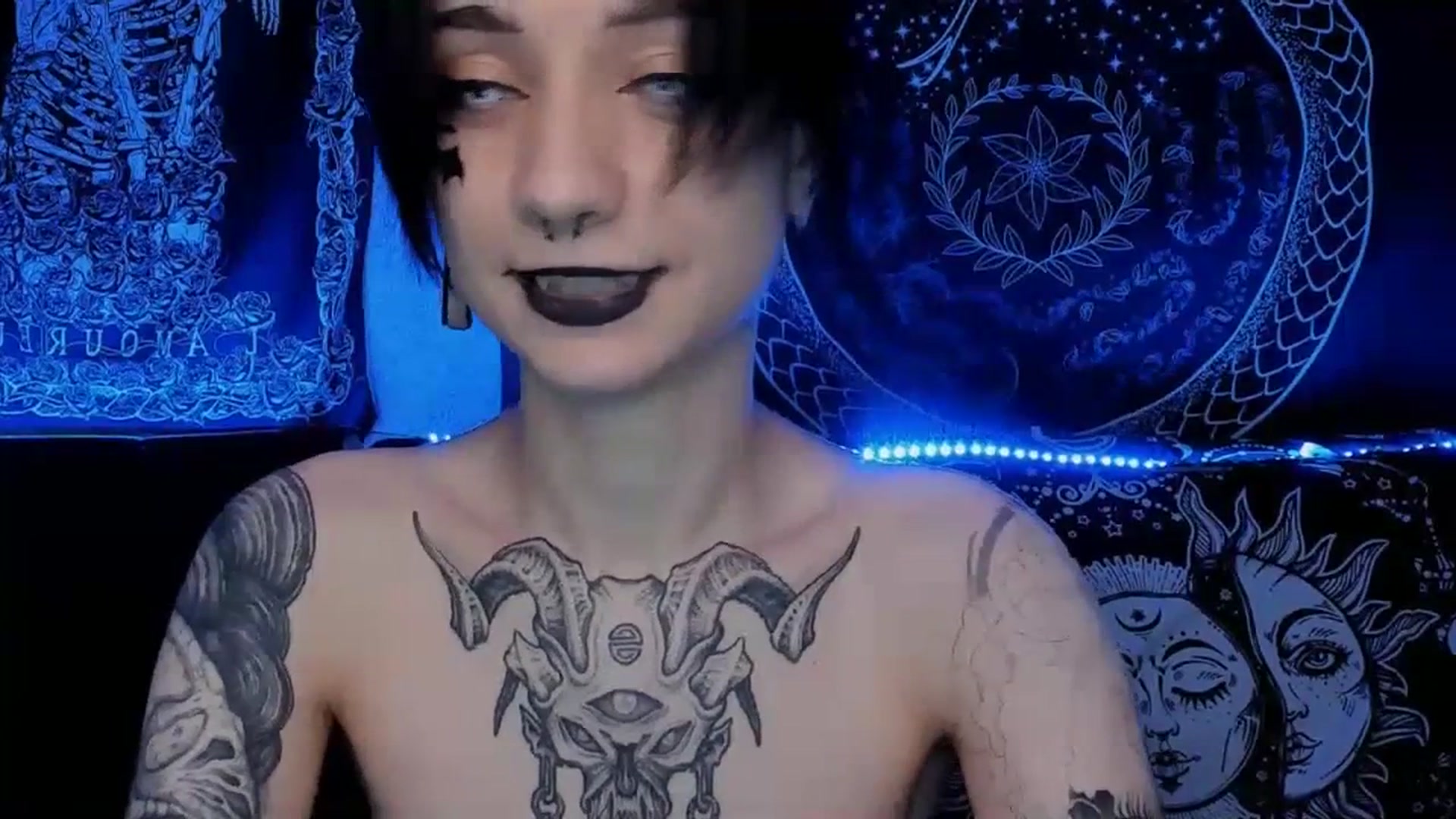 Gallery image thumbnail from Nikki_Carter's myfreecams stream on, 07/19/2023, 09:04 image 16 of 20