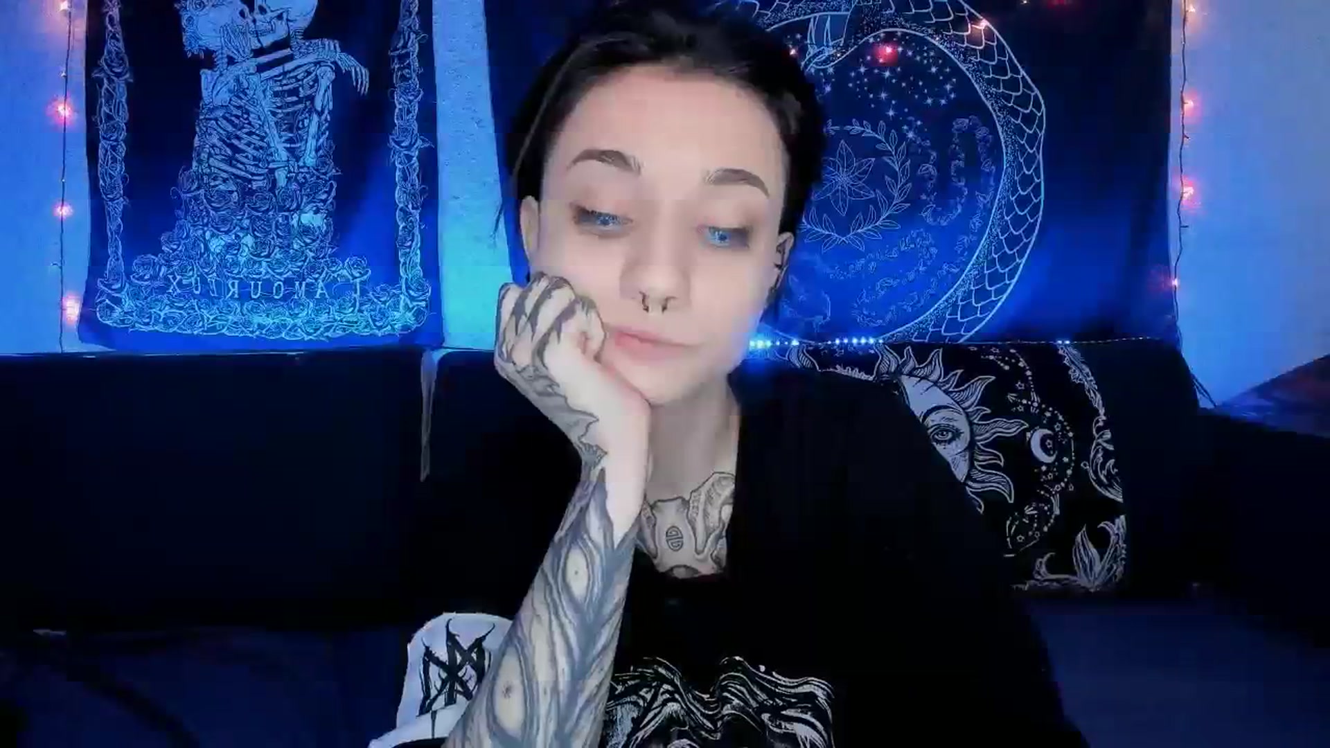Gallery image thumbnail from Nikki_Carter's myfreecams stream on, 07/24/2023, 09:02 image 14 of 20