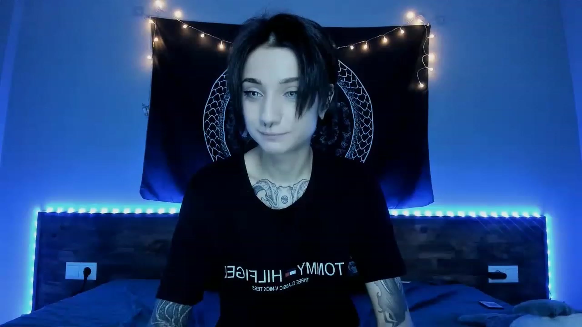 Gallery image thumbnail from Nikki_Carter's myfreecams stream on, 07/27/2023, 07:51 image 8 of 20