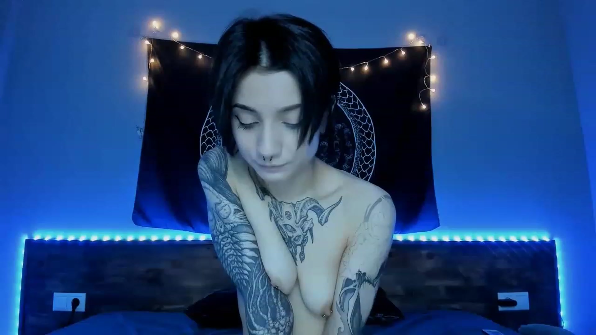 Gallery image thumbnail from Nikki_Carter's myfreecams stream on, 07/27/2023, 09:53 image 14 of 20