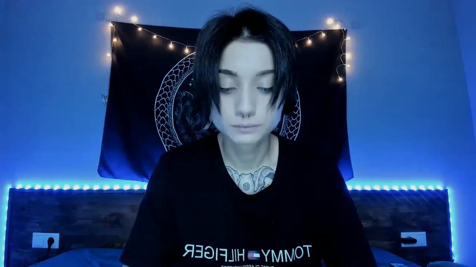 Gallery image thumbnail from Nikki_Carter's myfreecams stream on, 07/27/2023, 09:53 image 18 of 20