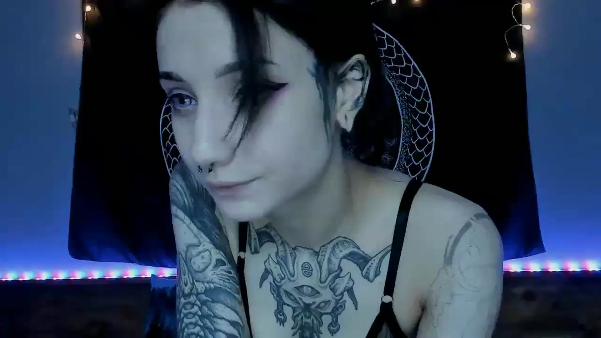 Gallery image thumbnail from Nikki_Carter's myfreecams stream on, 07/29/2023, 06:43 image 11 of 20