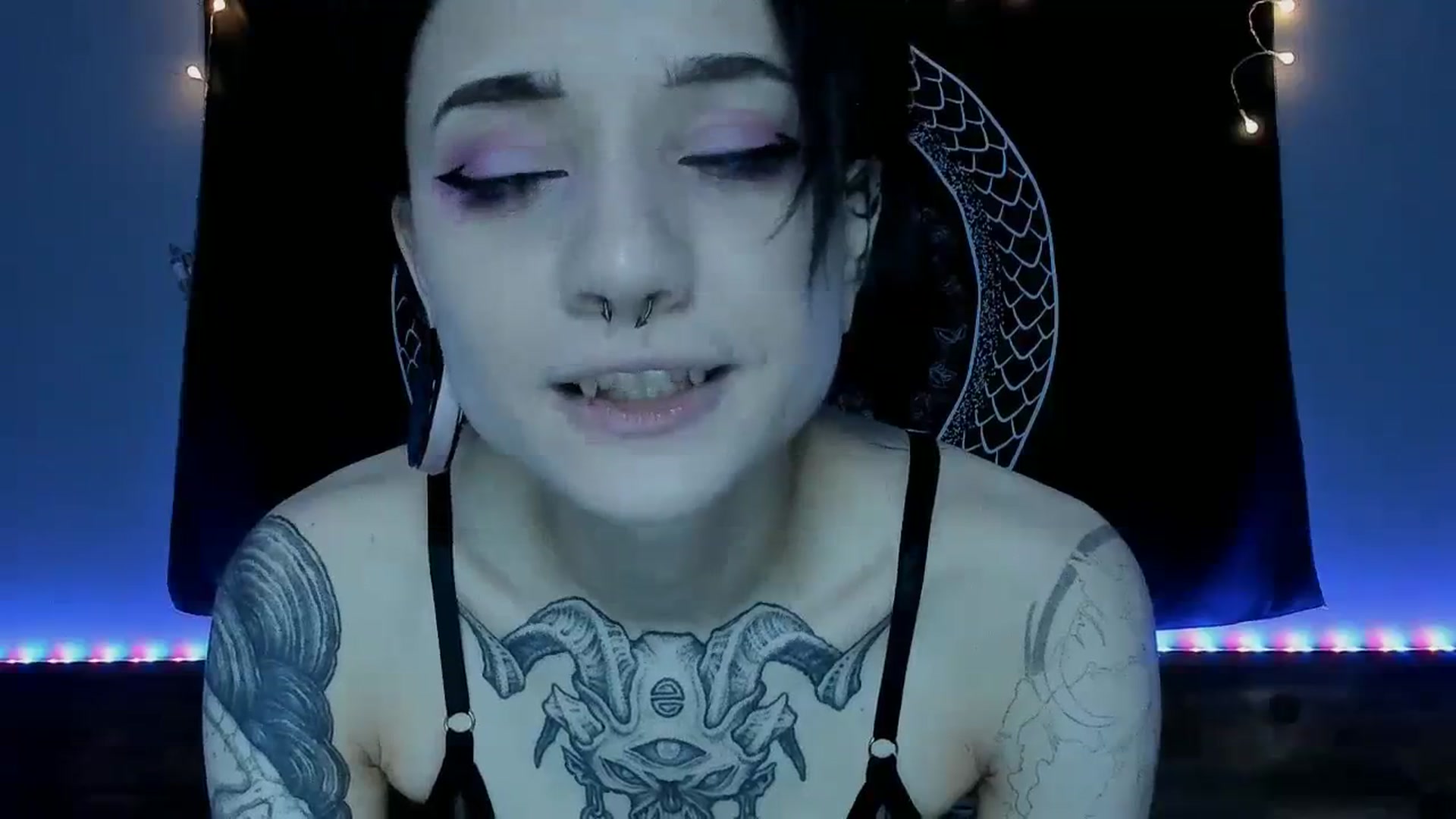 Gallery image thumbnail from Nikki_Carter's myfreecams stream on, 07/29/2023, 06:43 image 16 of 20