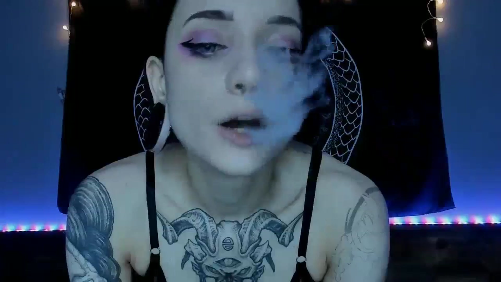 Gallery image thumbnail from Nikki_Carter's myfreecams stream on, 07/29/2023, 06:43 image 15 of 20