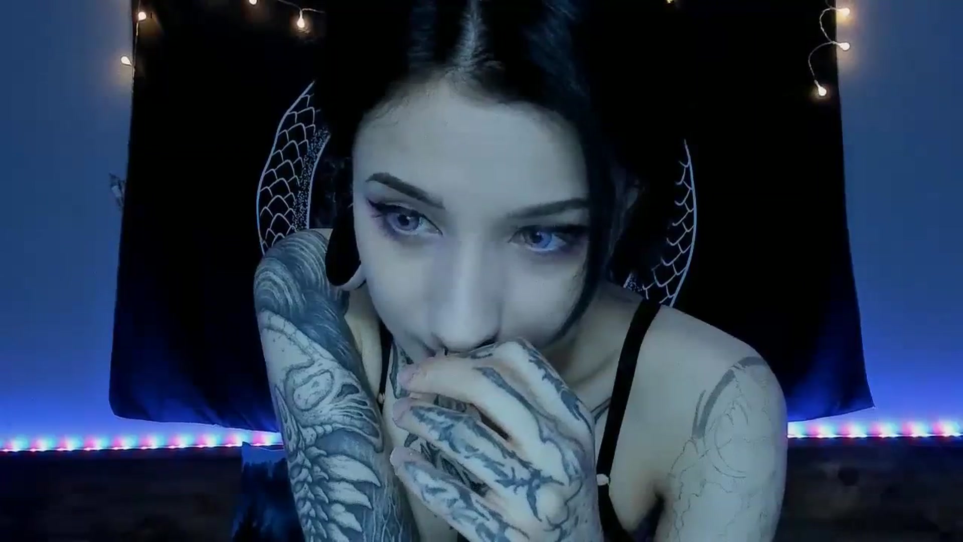 Gallery image thumbnail from Nikki_Carter's myfreecams stream on, 07/29/2023, 06:43 image 13 of 20