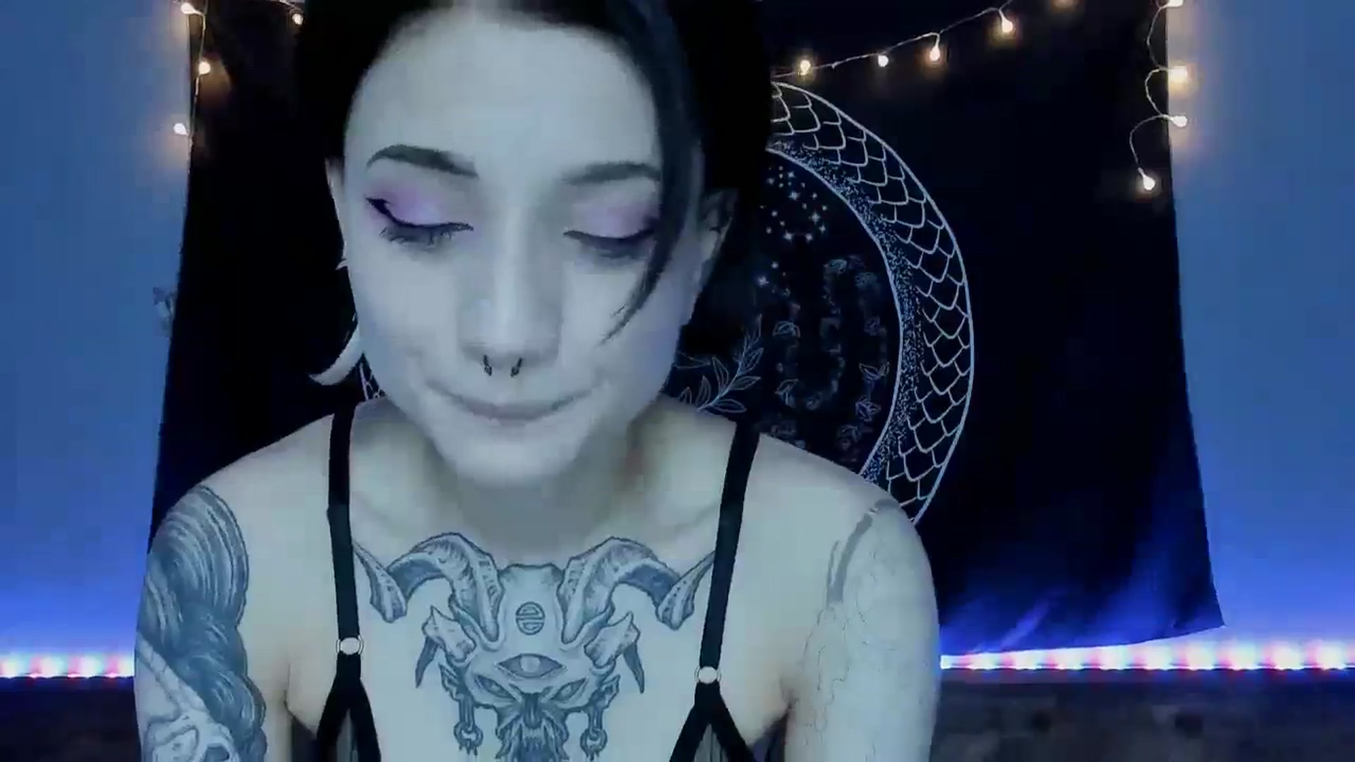 Gallery image thumbnail from Nikki_Carter's myfreecams stream on, 07/29/2023, 06:43 image 8 of 20
