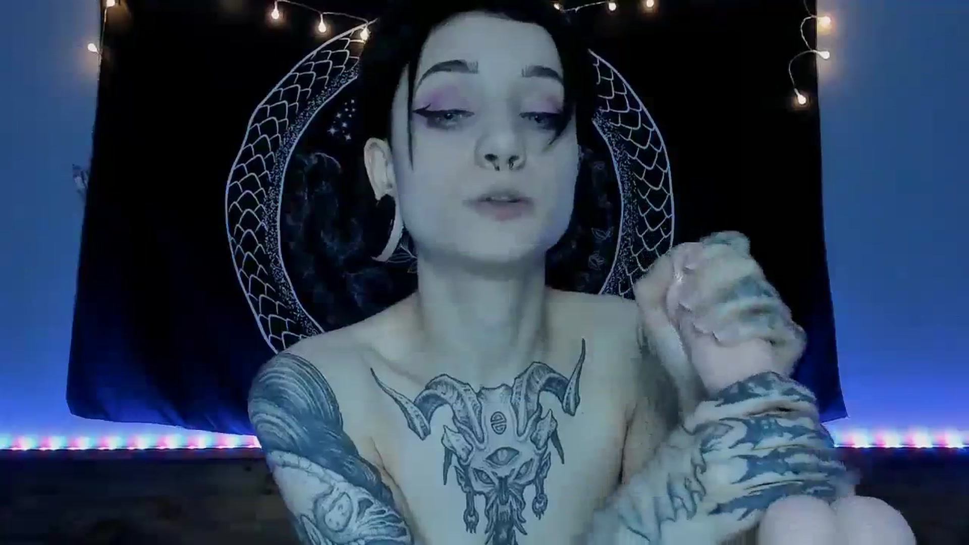 Gallery image thumbnail from Nikki_Carter's myfreecams stream on, 07/29/2023, 10:07 image 17 of 20