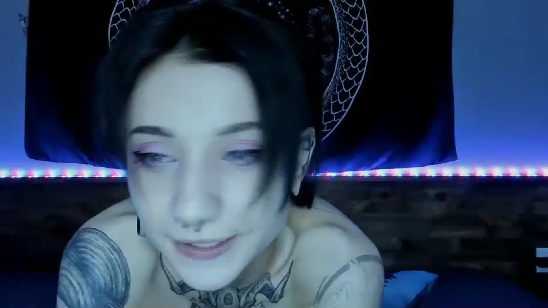 Gallery image thumbnail from Nikki_Carter's myfreecams stream on, 07/29/2023, 10:07 image 1 of 20