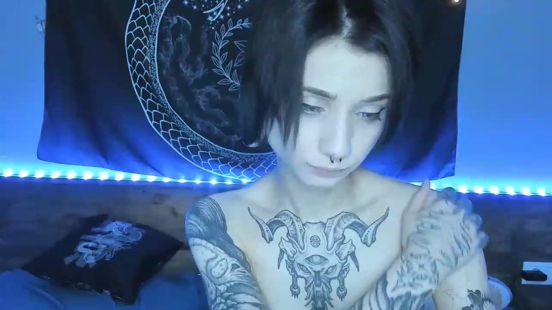 Gallery image thumbnail from Nikki_Carter's myfreecams stream on, 07/31/2023, 09:08 image 11 of 20