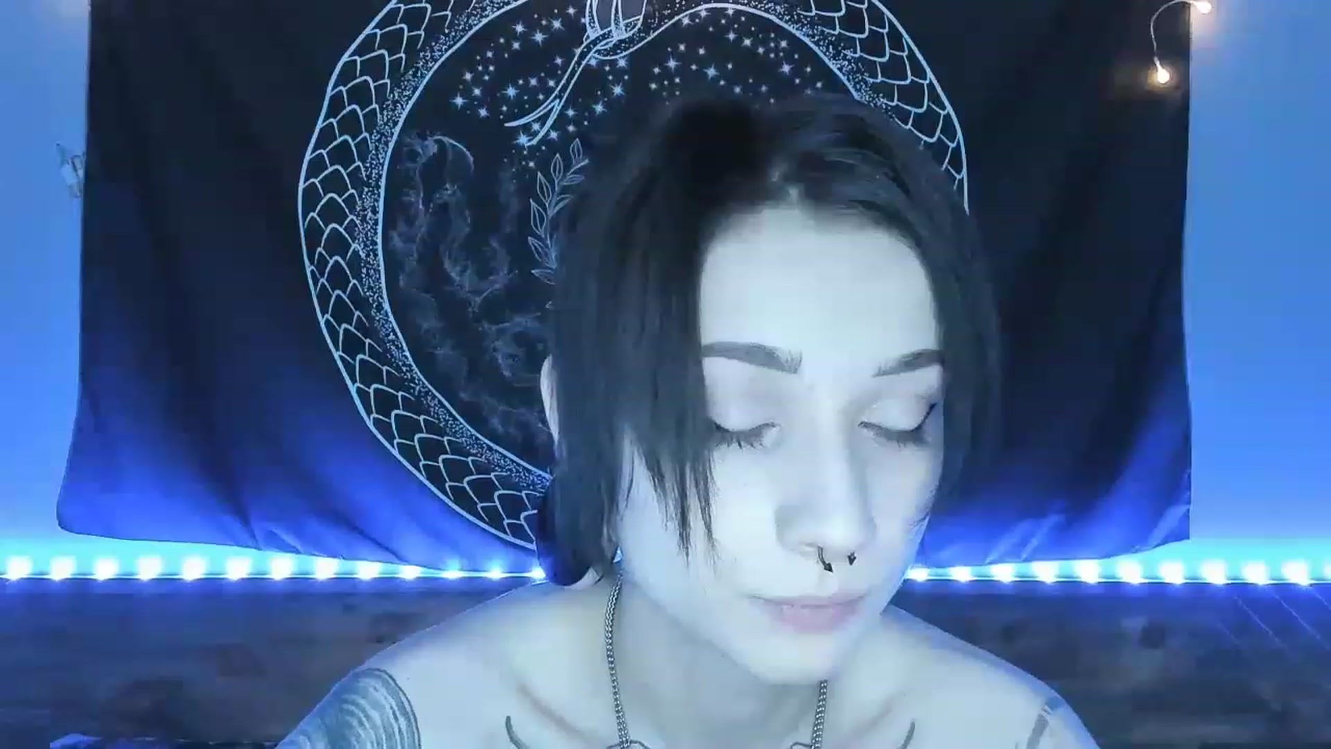 Gallery image thumbnail from Nikki_Carter's myfreecams stream on, 08/01/2023, 07:54 image 19 of 20