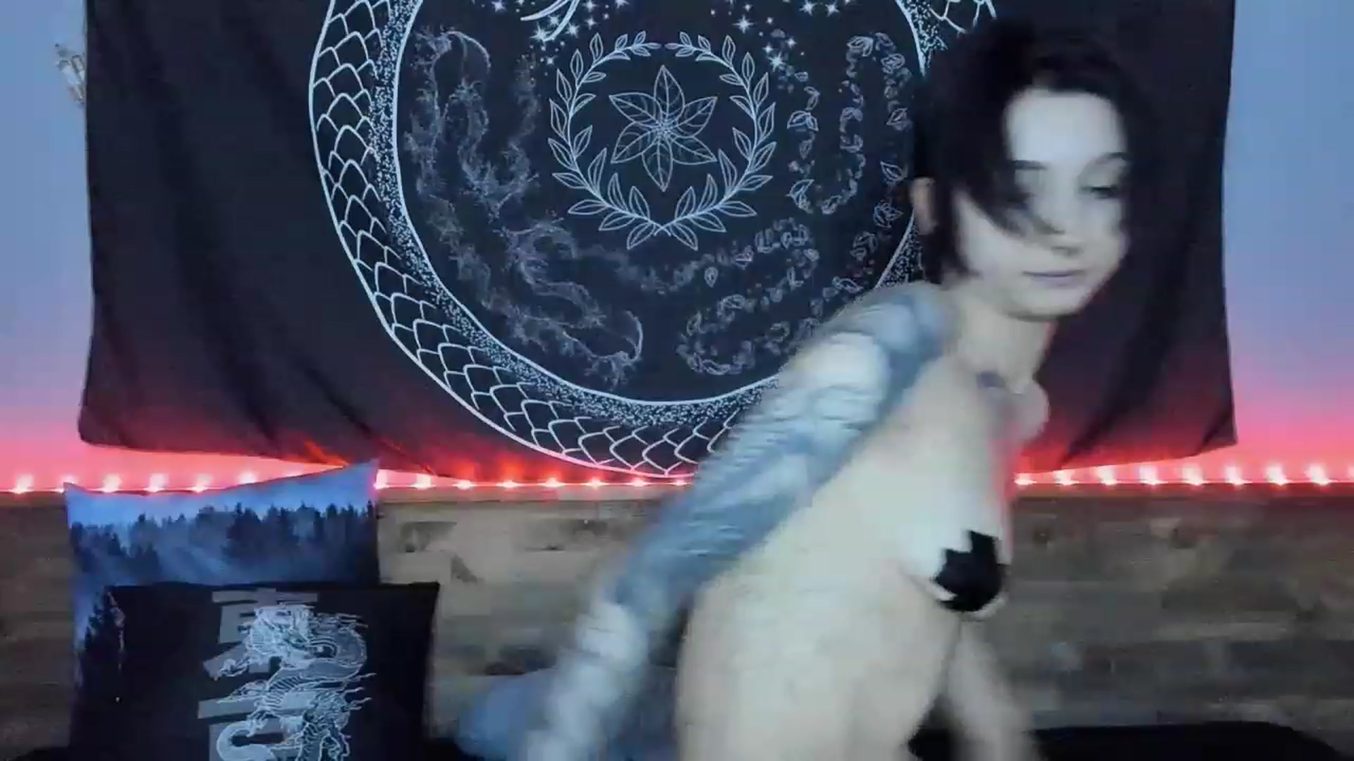 Gallery image thumbnail from Nikki_Carter's myfreecams stream on, 08/03/2023, 06:53 image 15 of 20
