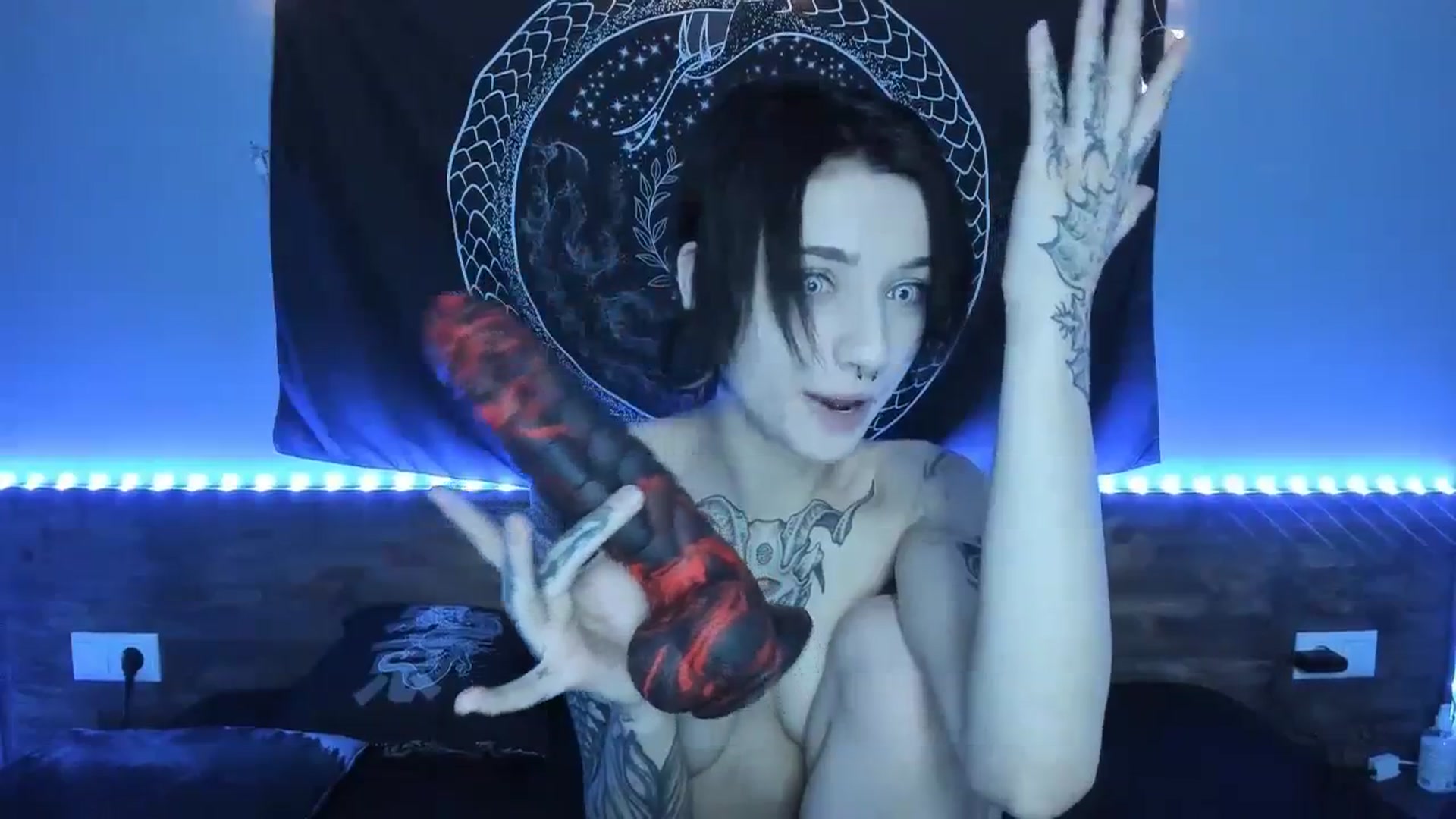 Gallery image thumbnail from Nikki_Carter's myfreecams stream on, 08/06/2023, 08:49 image 4 of 20