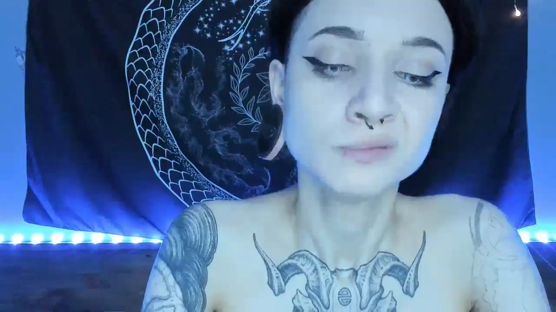 Gallery image thumbnail from Nikki_Carter's myfreecams stream on, 08/06/2023, 08:49 image 18 of 20