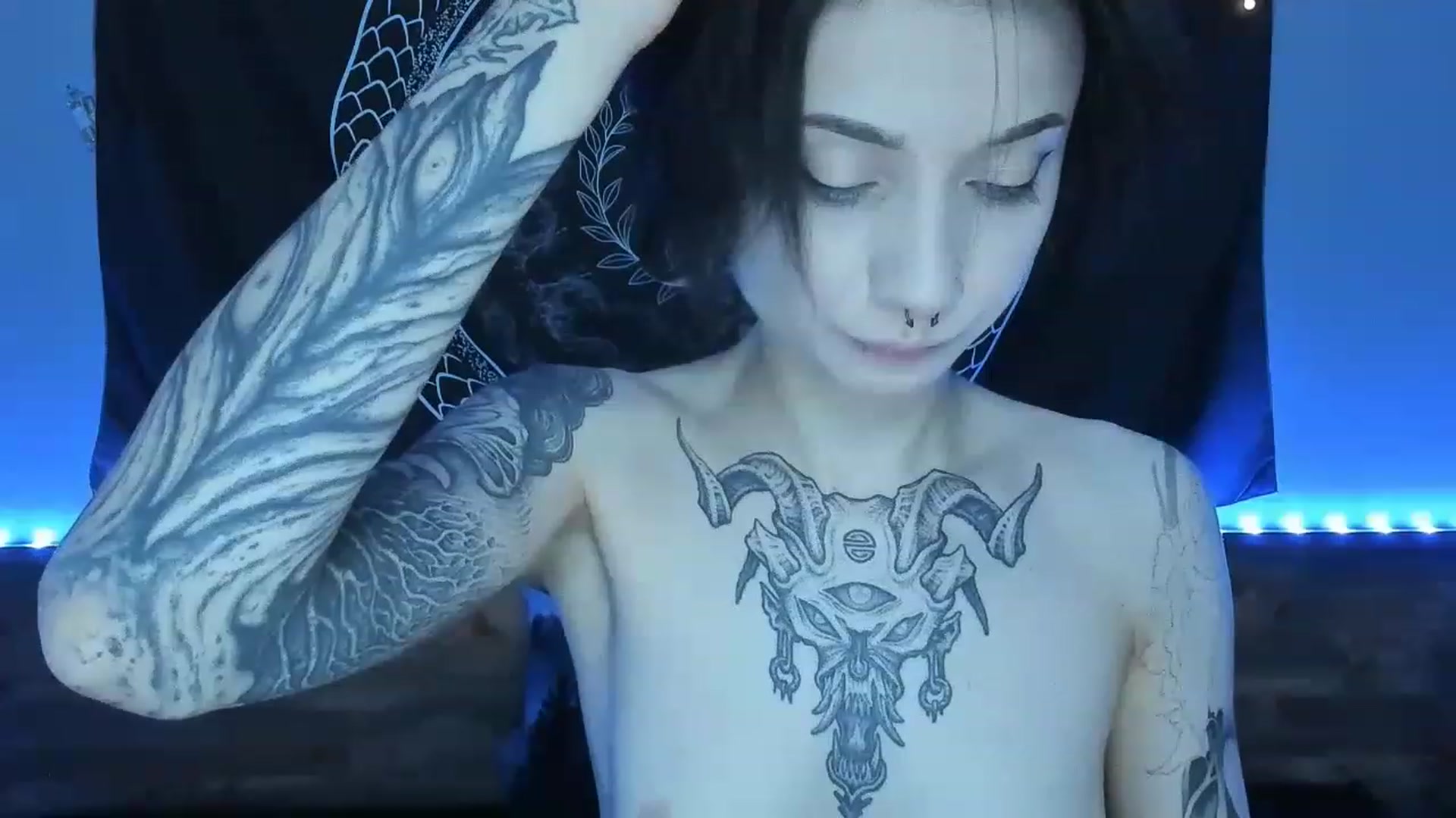 Gallery image thumbnail from Nikki_Carter's myfreecams stream on, 08/07/2023, 07:50 image 12 of 20