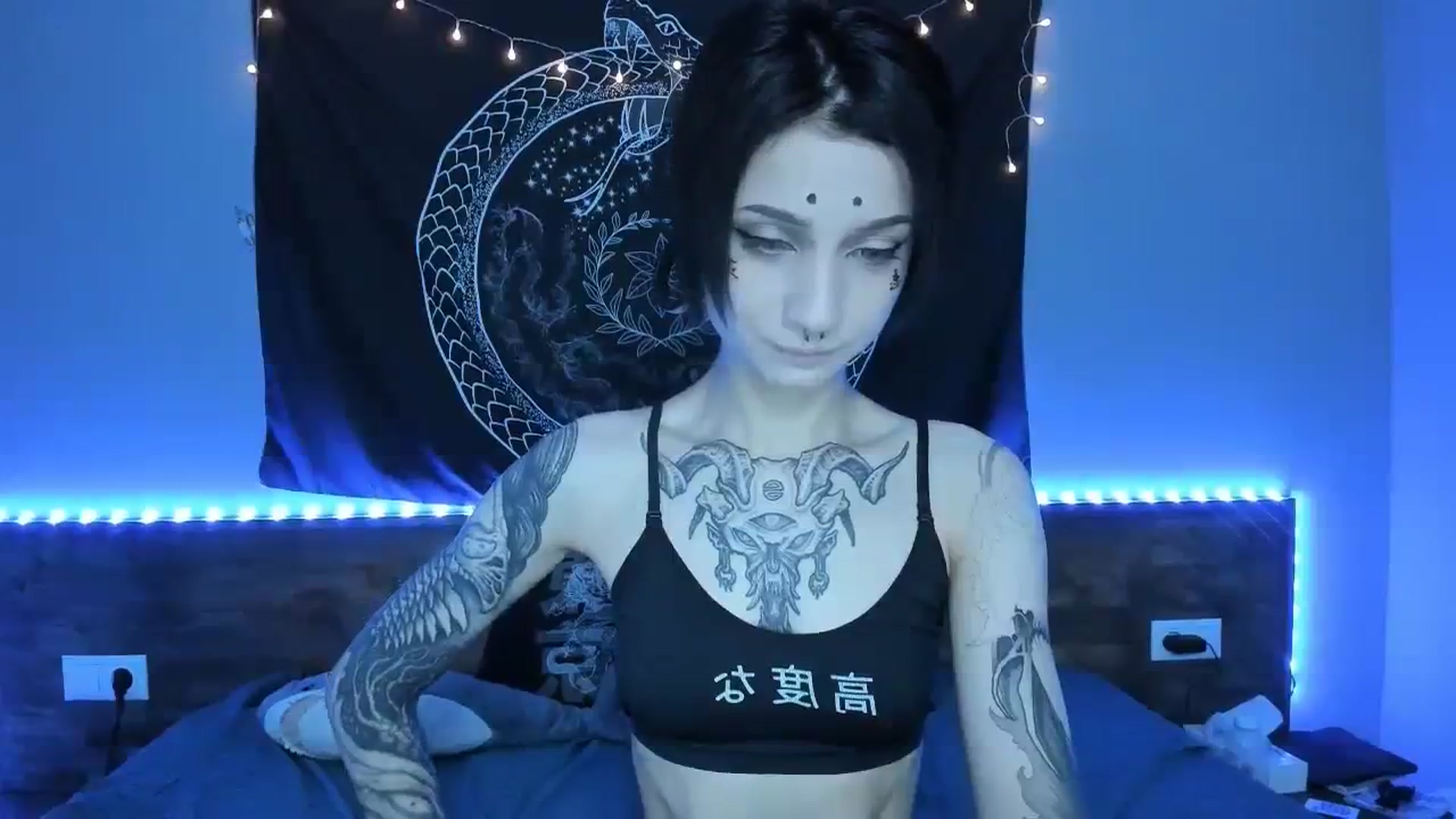 Gallery image thumbnail from Nikki_Carter's myfreecams stream on, 08/08/2023, 08:59 image 3 of 20