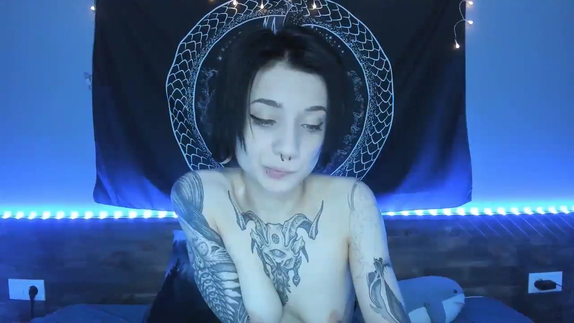 Gallery image thumbnail from Nikki_Carter's myfreecams stream on, 08/10/2023, 07:38 image 18 of 20
