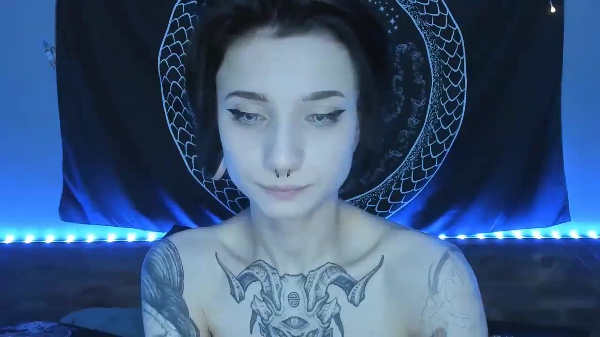 Gallery image thumbnail from Nikki_Carter's myfreecams stream on, 08/12/2023, 07:48 image 16 of 20