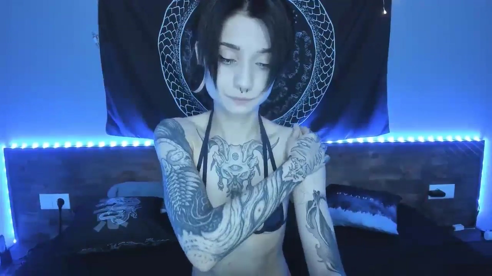 Gallery image thumbnail from Nikki_Carter's myfreecams stream on, 08/12/2023, 07:48 image 3 of 20