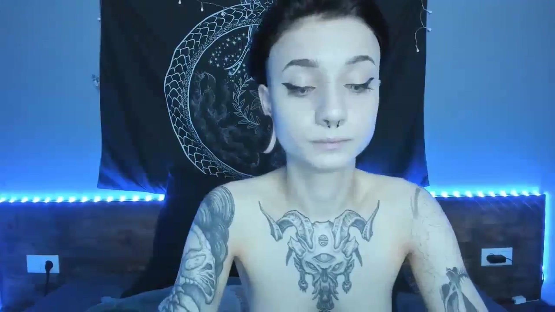 Gallery image thumbnail from Nikki_Carter's myfreecams stream on, 08/14/2023, 08:39 image 19 of 20