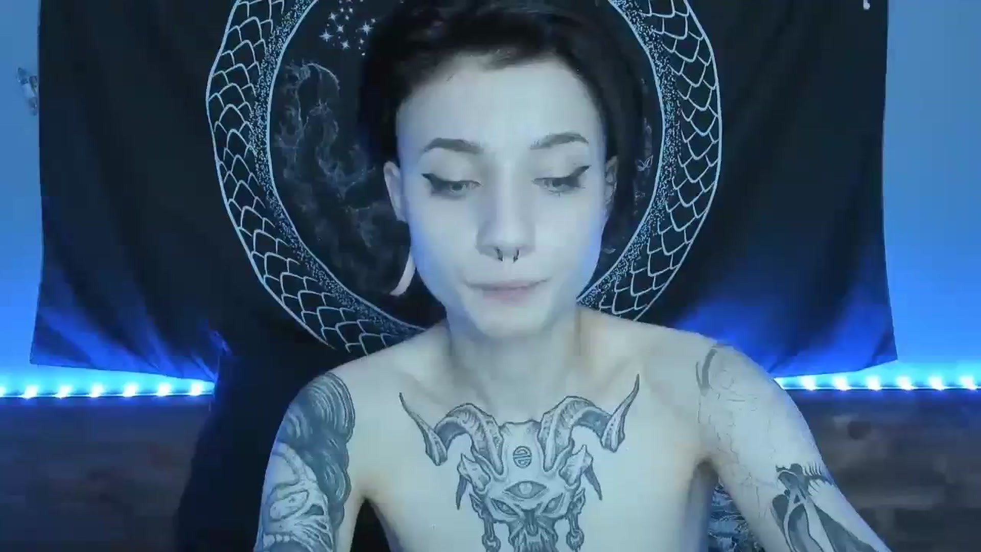 Gallery image thumbnail from Nikki_Carter's myfreecams stream on, 08/14/2023, 10:33 image 19 of 20