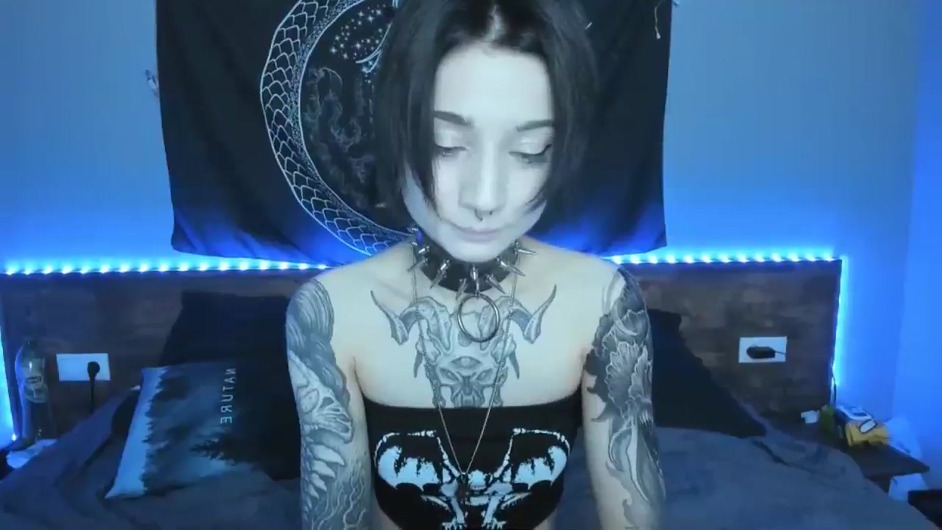 Gallery image thumbnail from Nikki_Carter's myfreecams stream on, 08/17/2023, 07:16 image 13 of 20