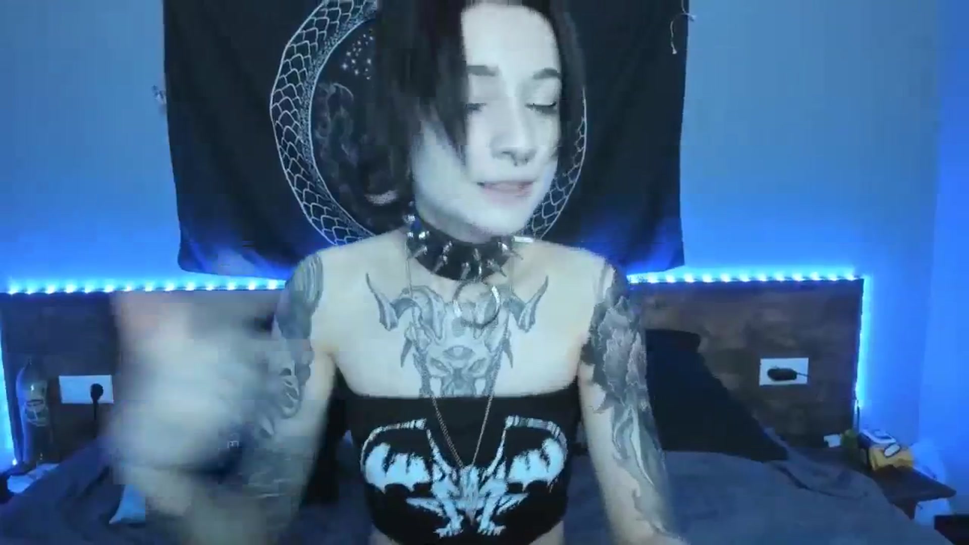 Gallery image thumbnail from Nikki_Carter's myfreecams stream on, 08/17/2023, 07:16 image 11 of 20