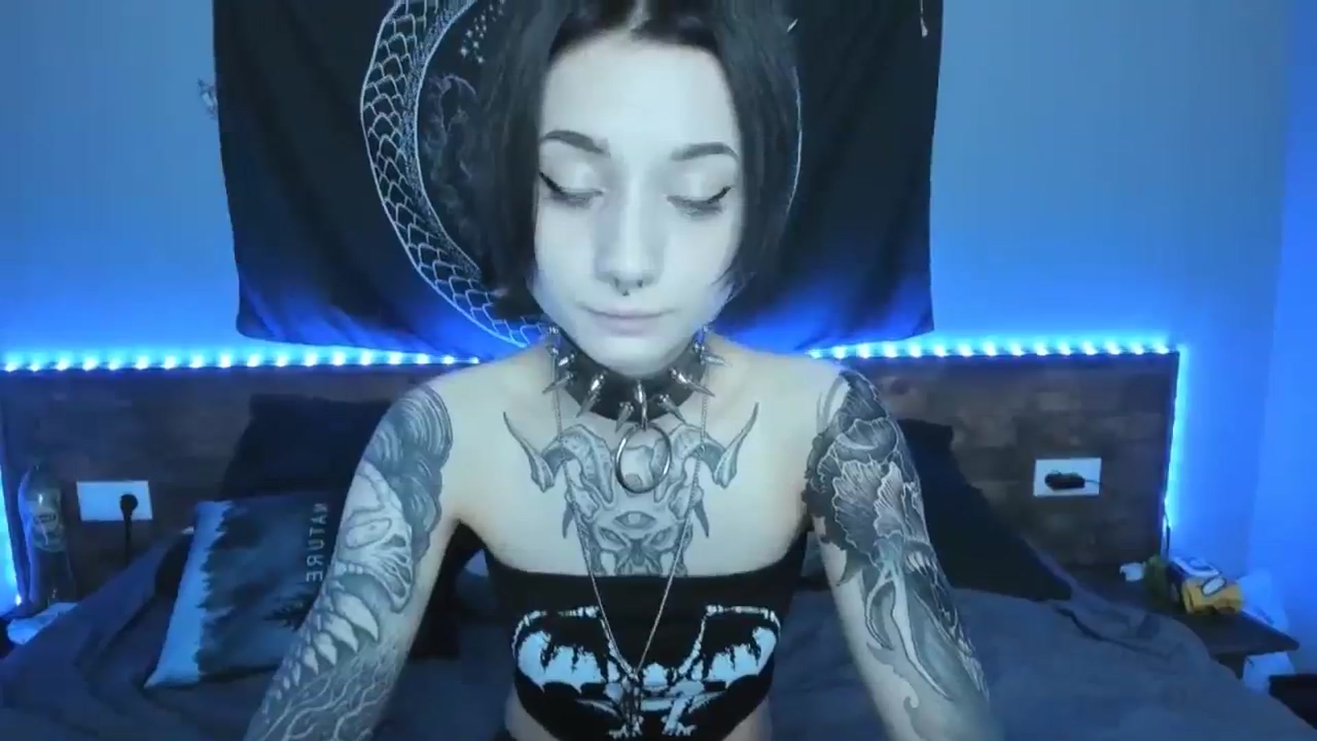 Gallery image thumbnail from Nikki_Carter's myfreecams stream on, 08/17/2023, 07:16 image 16 of 20
