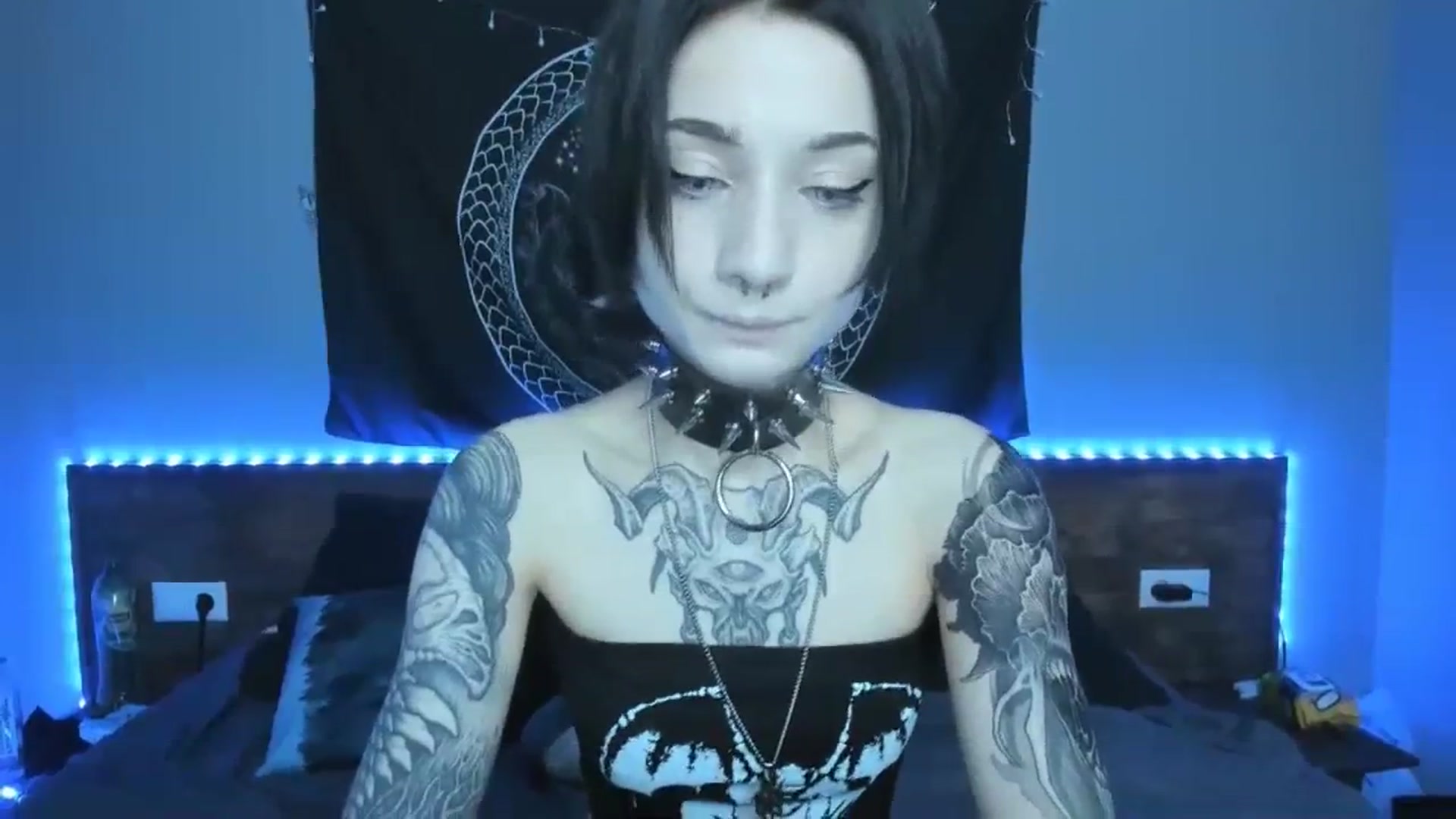 Gallery image thumbnail from Nikki_Carter's myfreecams stream on, 08/17/2023, 07:16 image 3 of 20