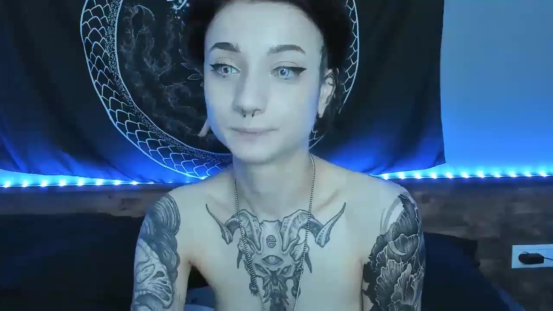 Gallery image thumbnail from Nikki_Carter's myfreecams stream on, 08/17/2023, 08:56 image 15 of 20