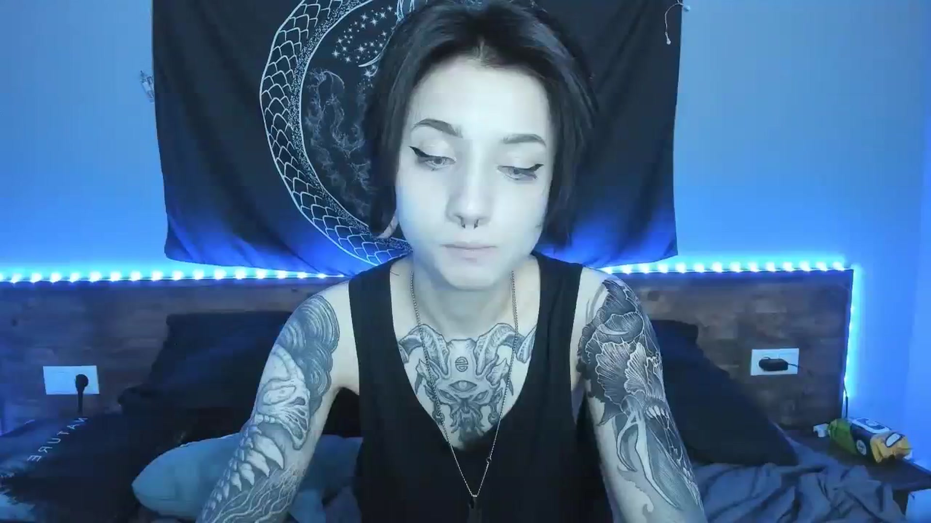 Gallery image thumbnail from Nikki_Carter's myfreecams stream on, 08/17/2023, 09:53 image 15 of 20