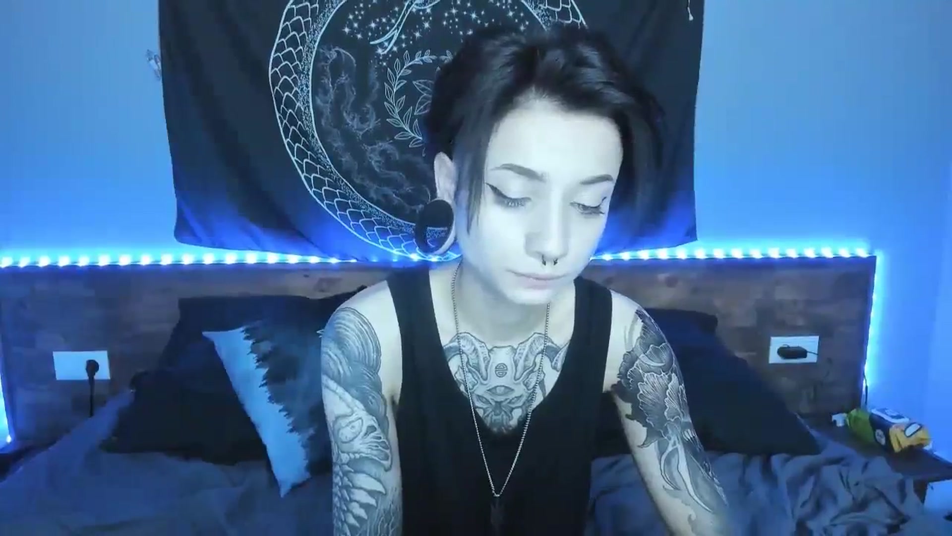 Gallery image thumbnail from Nikki_Carter's myfreecams stream on, 08/17/2023, 10:29 image 7 of 20