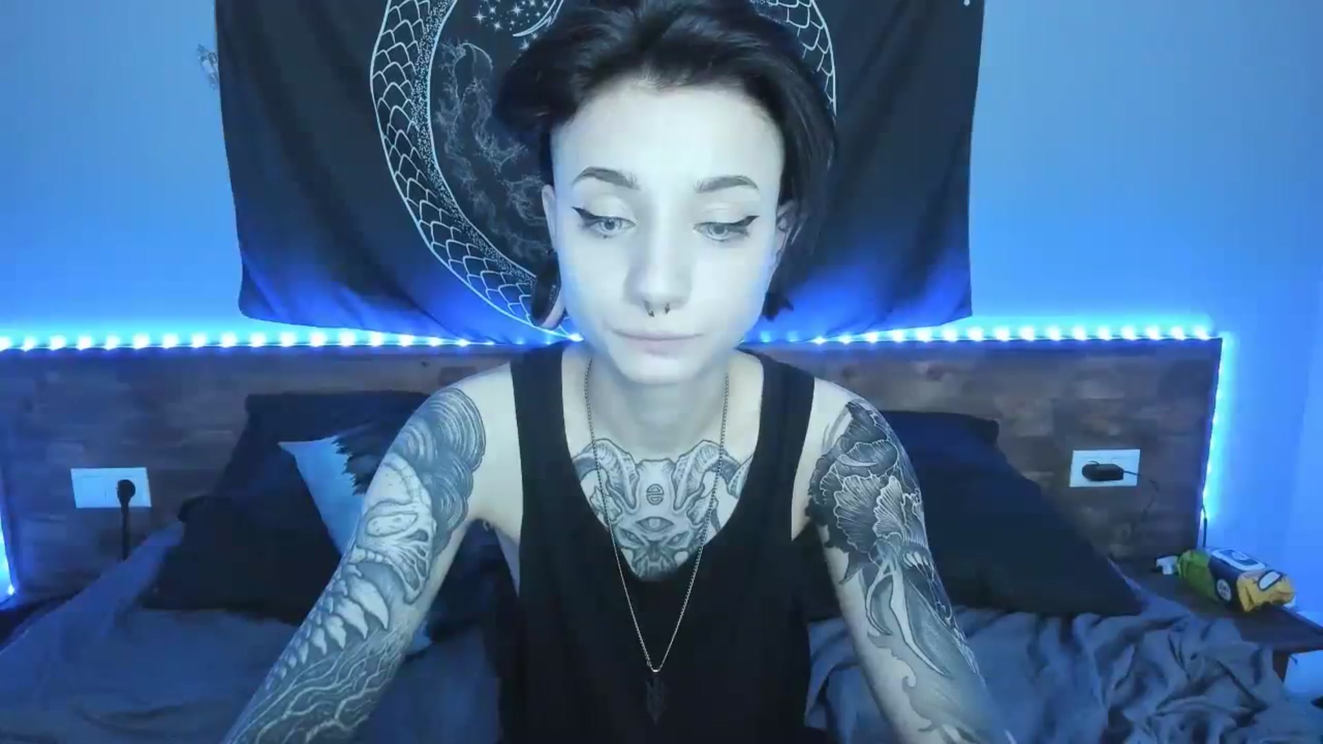 Gallery image thumbnail from Nikki_Carter's myfreecams stream on, 08/17/2023, 10:29 image 10 of 20