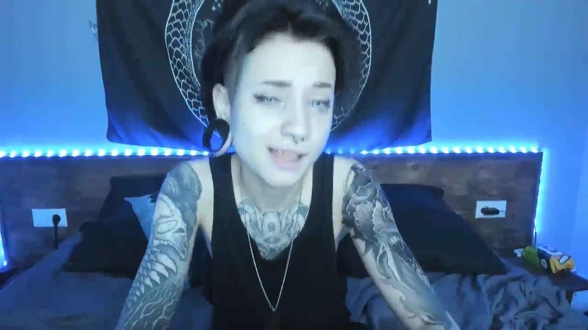 Gallery image thumbnail from Nikki_Carter's myfreecams stream on, 08/17/2023, 10:29 image 13 of 20