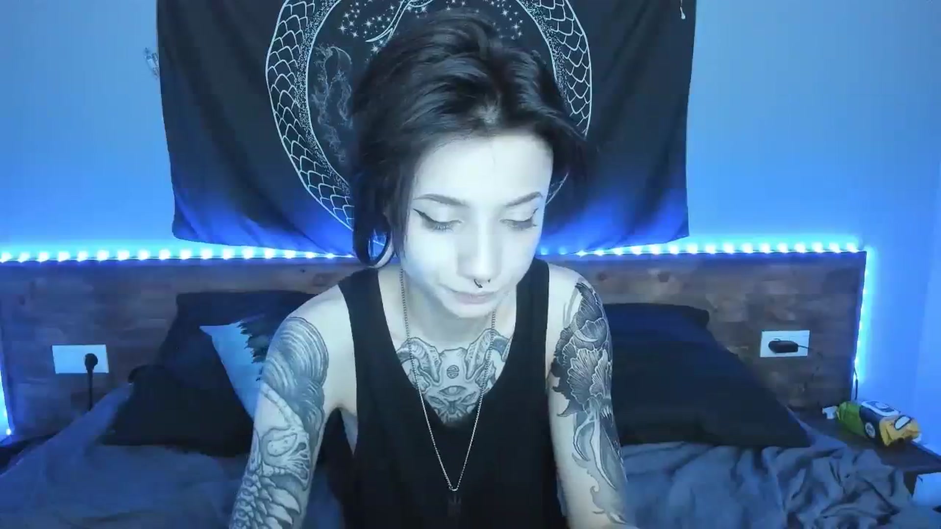 Gallery image thumbnail from Nikki_Carter's myfreecams stream on, 08/17/2023, 10:29 image 15 of 20