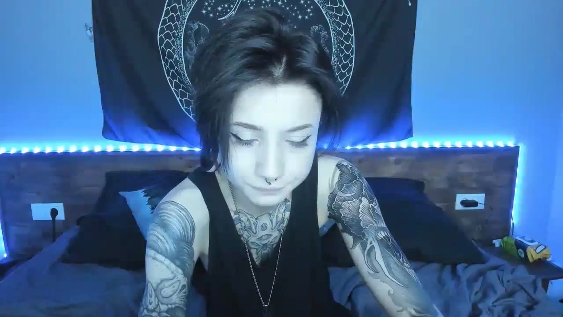 Gallery image thumbnail from Nikki_Carter's myfreecams stream on, 08/17/2023, 10:29 image 19 of 20