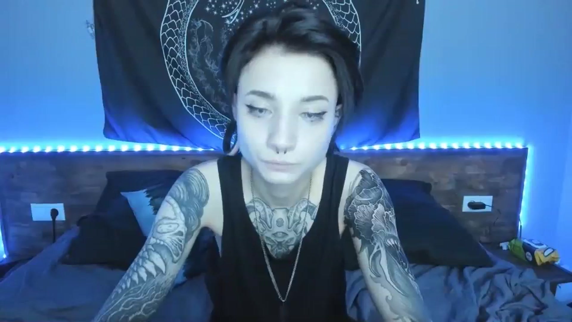 Gallery image thumbnail from Nikki_Carter's myfreecams stream on, 08/17/2023, 10:29 image 4 of 20